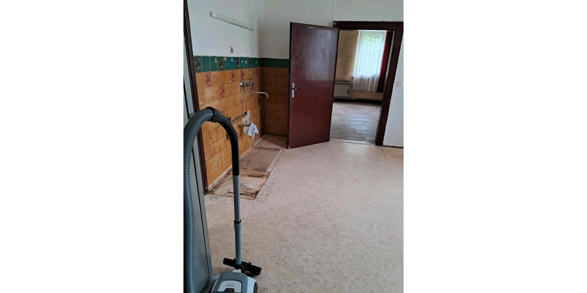 Einfamilienhaus Pößneck - 5 Zimmer, 120 m&sup2;, 35.000&euro; | Angebot:26935839