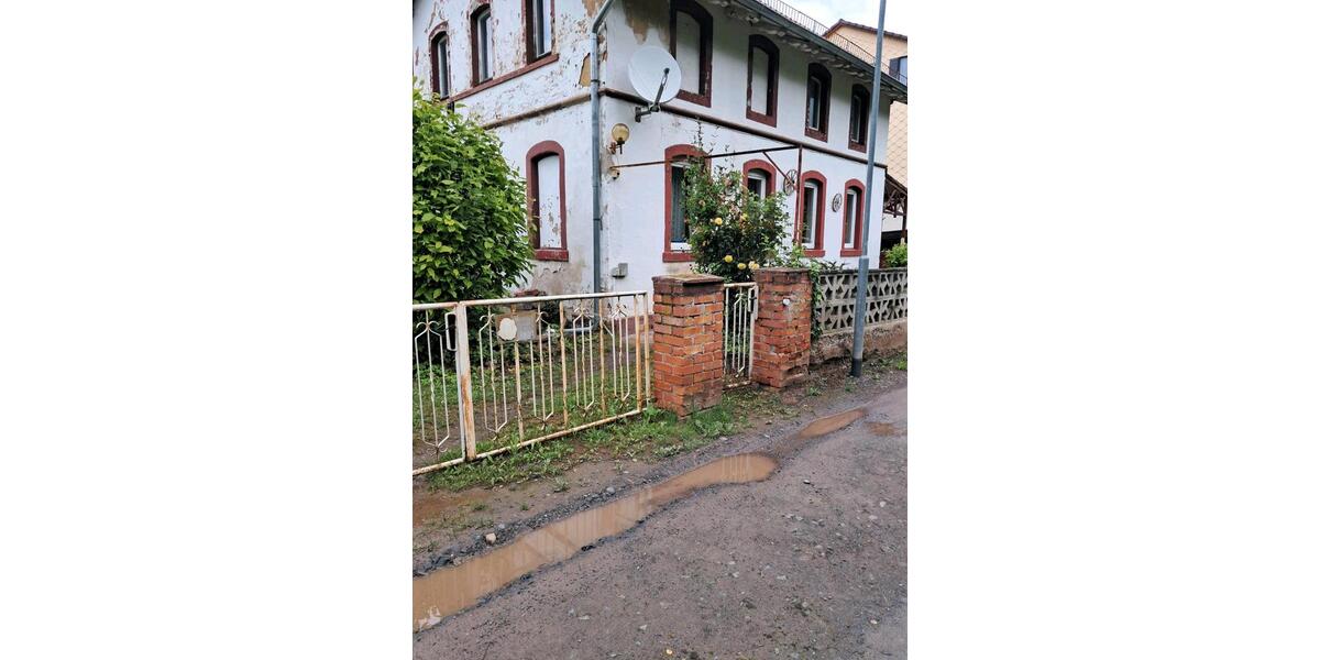 Einfamilienhaus Pößneck - 5 Zimmer, 120 m&sup2;, 35.000&euro; | Angebot:26935839