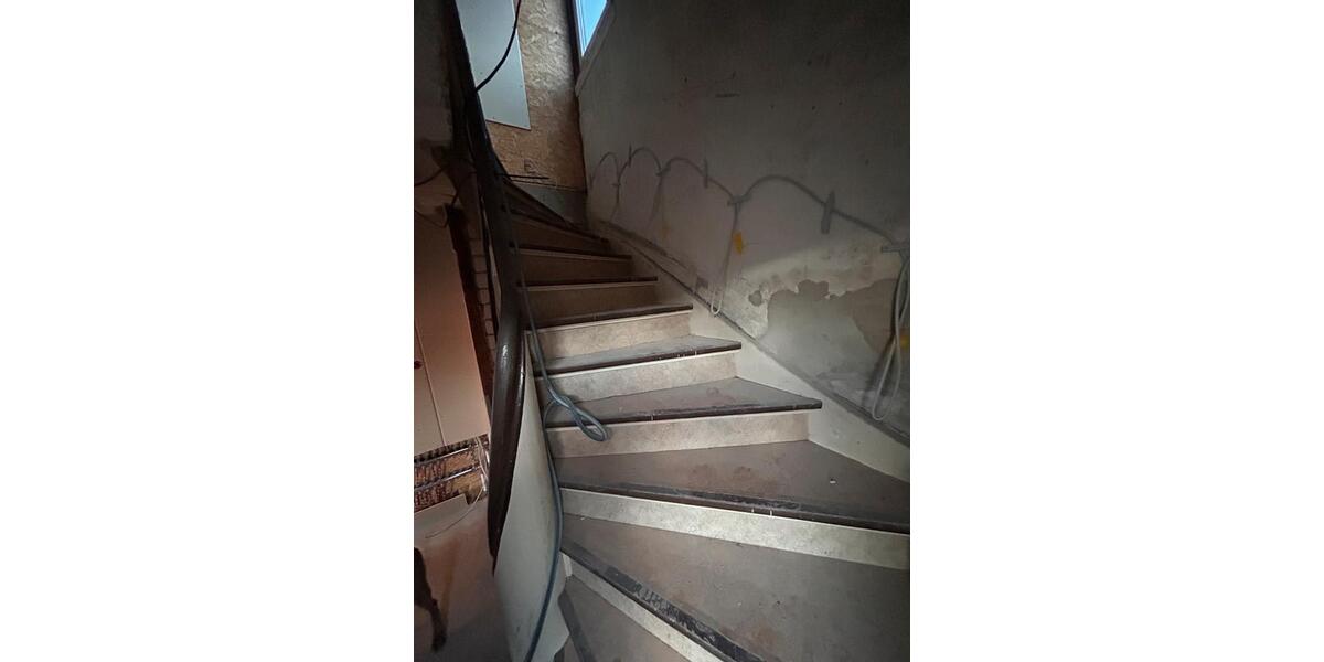 Reihenhaus Stadtroda - 5 Zimmer, 160 m&sup2;, 280.000&euro; | Angebot:27225439