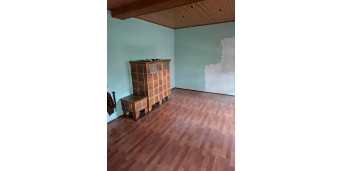 Einfamilienhaus Rudolstadt - 8 Zimmer, 134 m&sup2;, 85.000&euro; | Angebot:27251702
