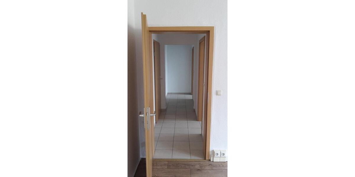 Etagenwohnung Ranis - 1 Zimmer, 35 m&sup2;, 200&euro; | Angebot:24690406