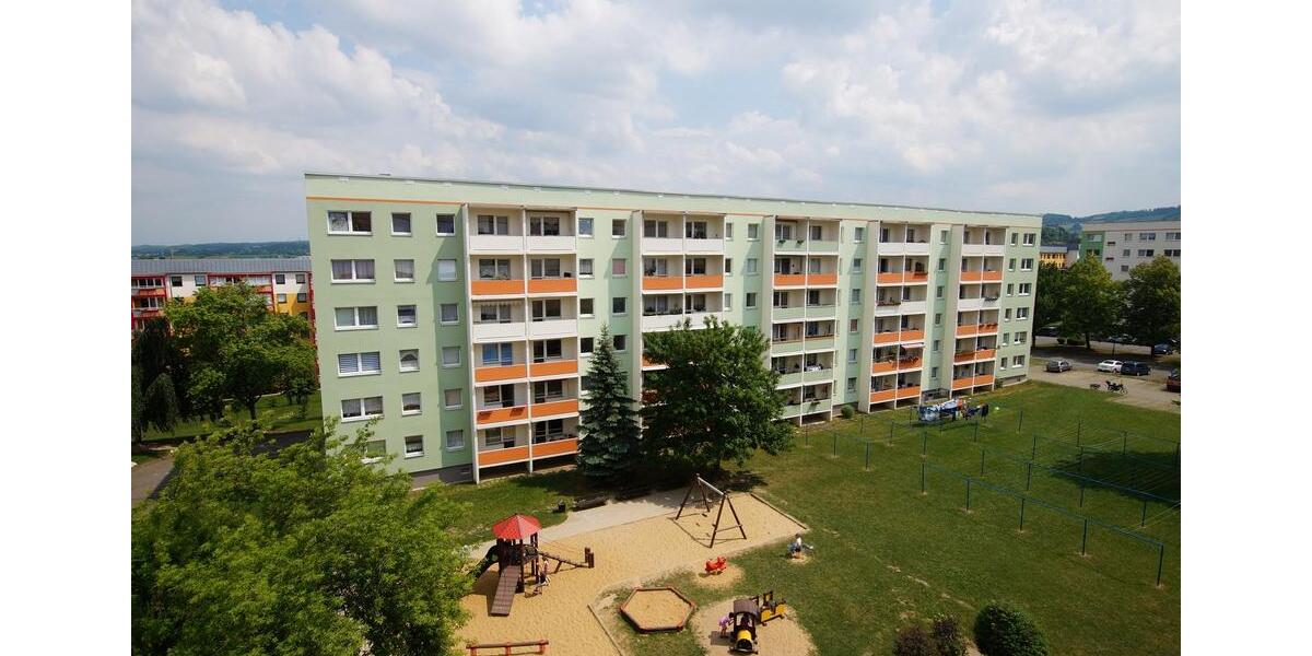 Etagenwohnung Pößneck - 2 Zimmer, 47 m&sup2;, 305&euro; | Angebot:26478030