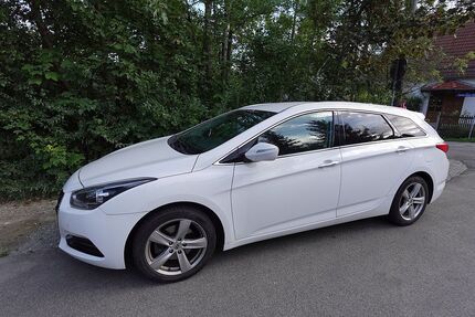 Hyundai i40 74.500 km 11.400 &euro; Triptis 07819