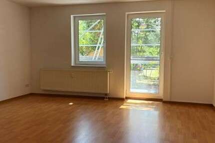 Wohnung Naumburg (Saale) - 2 Zimmer, 69 m&sup2;, 460&euro; | Angebot:26904955