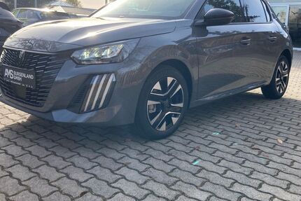 Peugeot 208 4.500 km 19.790 &euro; Naumburg 06618