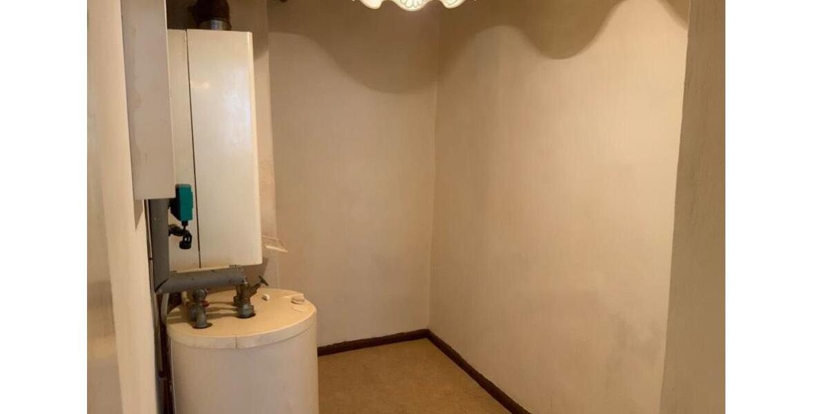 Reihenhaus Pößneck - 9 Zimmer, 170 m&sup2;, 75.000&euro; | Angebot:22459623