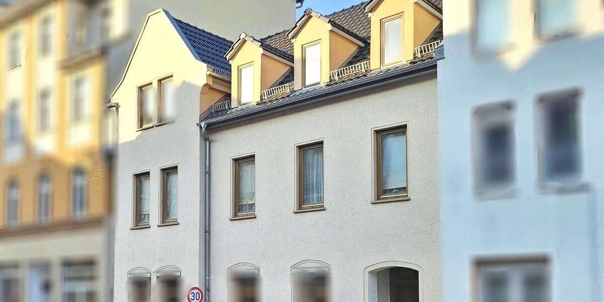 Einfamilienhaus Jena - 13 Zimmer, 323 m&sup2;, 1.100.000&euro; | Angebot:26350375