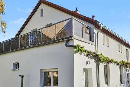 Haus Naumburg - 12 Zimmer, 307 m&sup2;, 498.000&euro; | Angebot:26998637