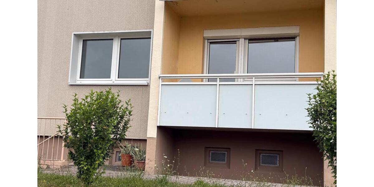 Hochparterre Eckartsberga - 4 Zimmer, 68 m&sup2;, 65.000&euro; | Angebot:27413896