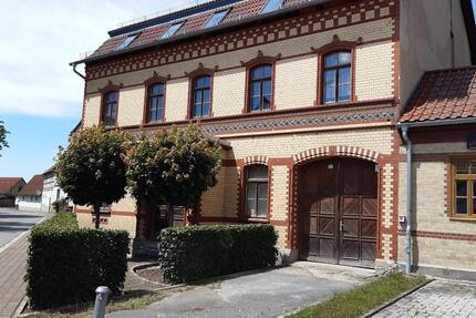 Haus Stadtroda - 16 Zimmer, 434 m&sup2;, 145.000&euro; | Angebot:27081896