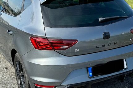 Seat Leon 108.000 km 16.800 &euro; Osterfeld 06721