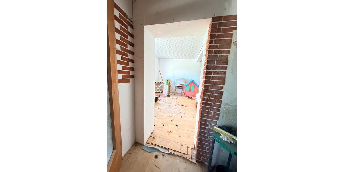 Einfamilienhaus Naumburg (Saale) - 4 Zimmer, 90 m&sup2;, 38.000&euro; | Angebot:27218934