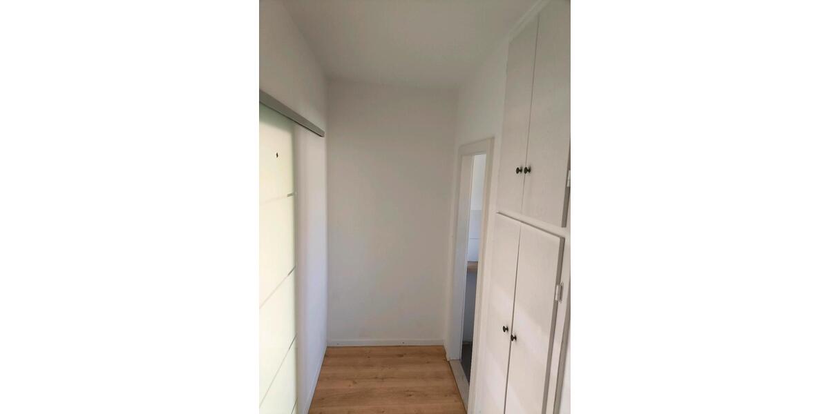 Etagenwohnung Naumburg (Saale) - 2 Zimmer, 48 m&sup2;, 63.000&euro; | Angebot:26993754