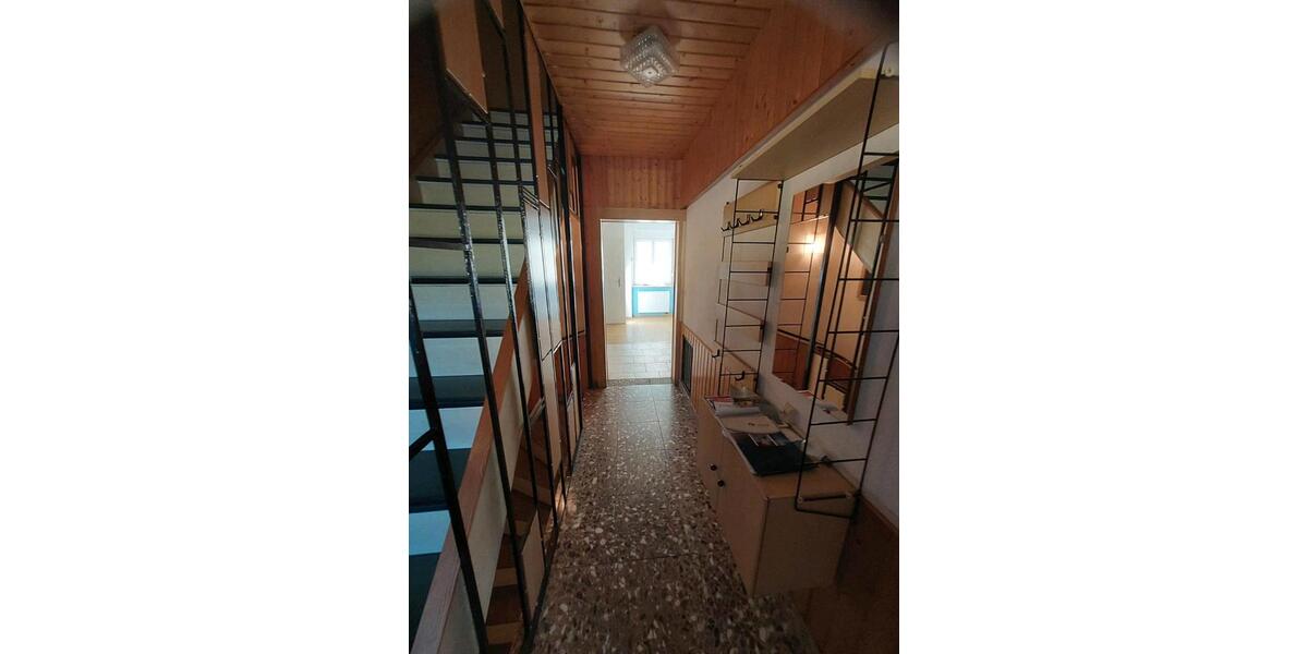 Reihenhaus Pößneck - 6 Zimmer, 112 m&sup2;, 92.000&euro; | Angebot:26656233