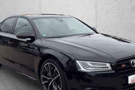 Audi S8 180.000 km 33.990 &euro; Apolda 99510