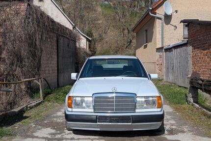 Mercedes-Benz 200 356.596 km 2.500 &euro; Jena 07749