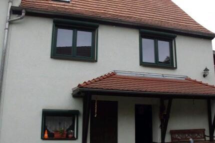 Wohnung Pößneck - 2 Zimmer, 87 m&sup2;, 348&euro; | Angebot:26728674
