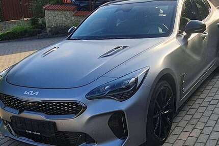 Kia Stinger 27.559 km 49.400 &euro; Bad Köstritz, Stadt 07586