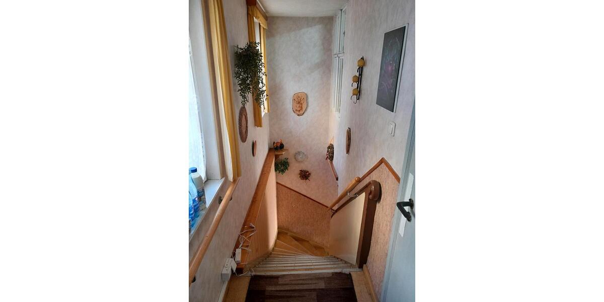 Reihenhaus Stadtroda - 5 Zimmer, 127 m&sup2;, 66.950&euro; | Angebot:24762548