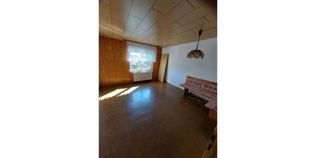 Reihenhaus Pößneck - 6 Zimmer, 112 m&sup2;, 92.000&euro; | Angebot:26656233