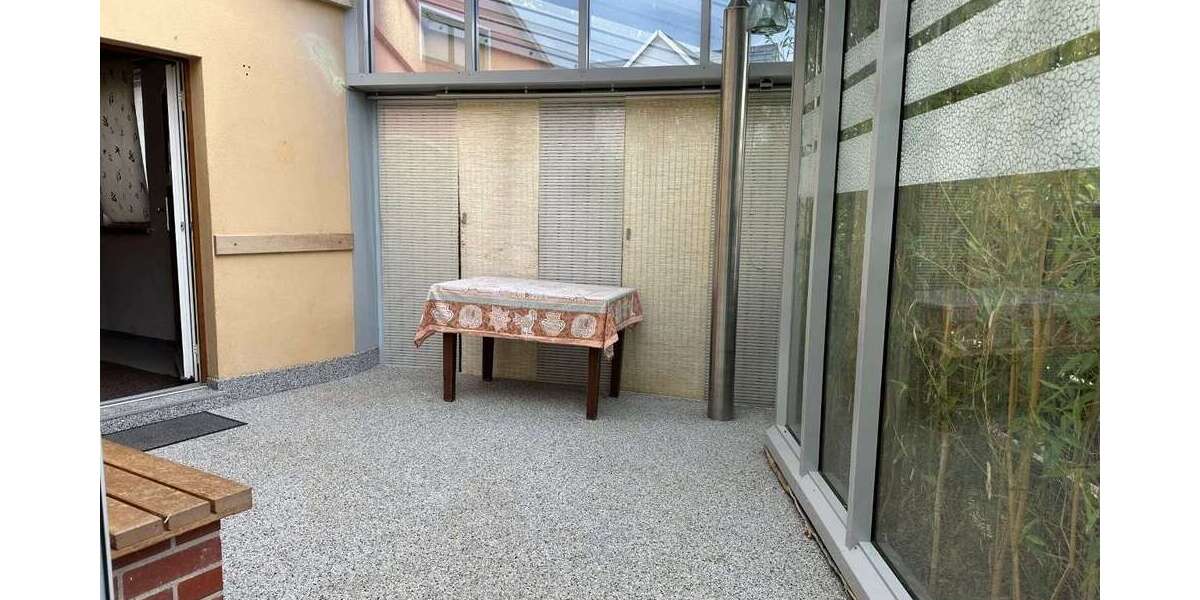 Sofort beziehbares Einfamilienhaus mit Wintergarten in Schöner Wohnlage - Einfamilienhaus Oppurg | Angebot:27301721