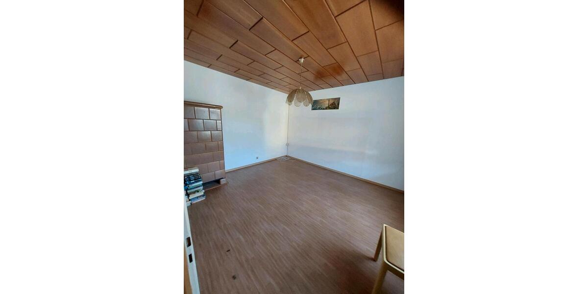 Reihenhaus Pößneck - 6 Zimmer, 112 m&sup2;, 92.000&euro; | Angebot:26656233