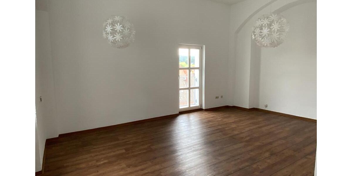 Maisonettenwohnung Neustadt an der Orla - 2 Zimmer, 76 m&sup2;, 417&euro; | Angebot:26552383