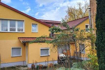 Haus Naumburg - 4 Zimmer, 180 m&sup2;, 235.000&euro; | Angebot:27447286