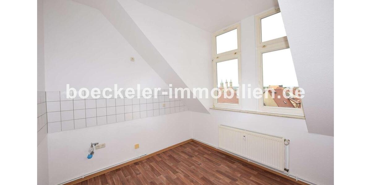 Etagenwohnung Naumburg (Saale) - 2 Zimmer, 65 m&sup2;, 370&euro; | Angebot:24157962
