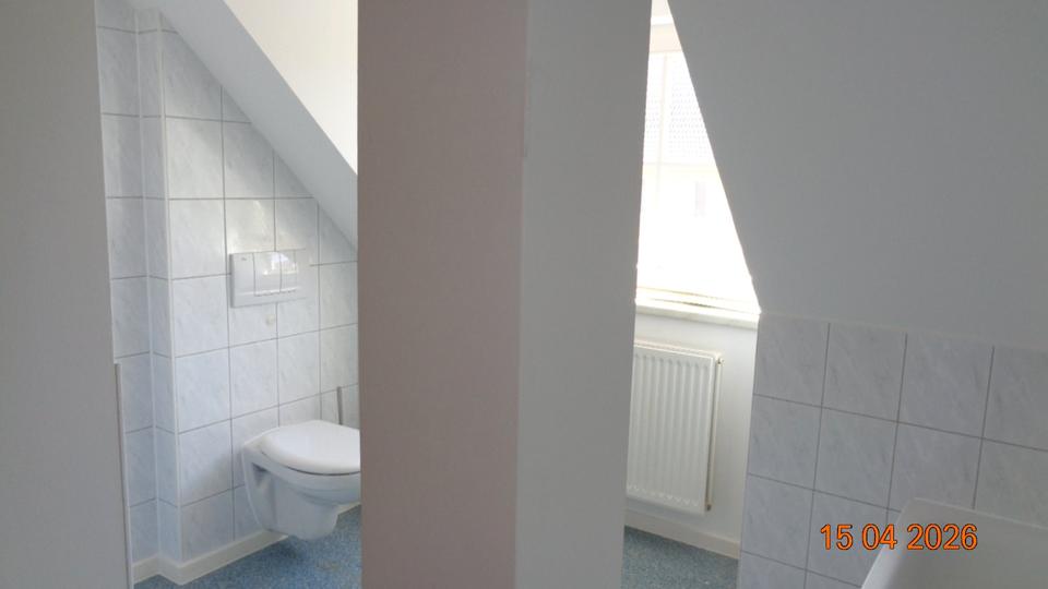 Dachgeschoßwohnung Naumburg (Saale) - 3 Zimmer, 73 m&sup2;, 477&euro; | Angebot:26368420