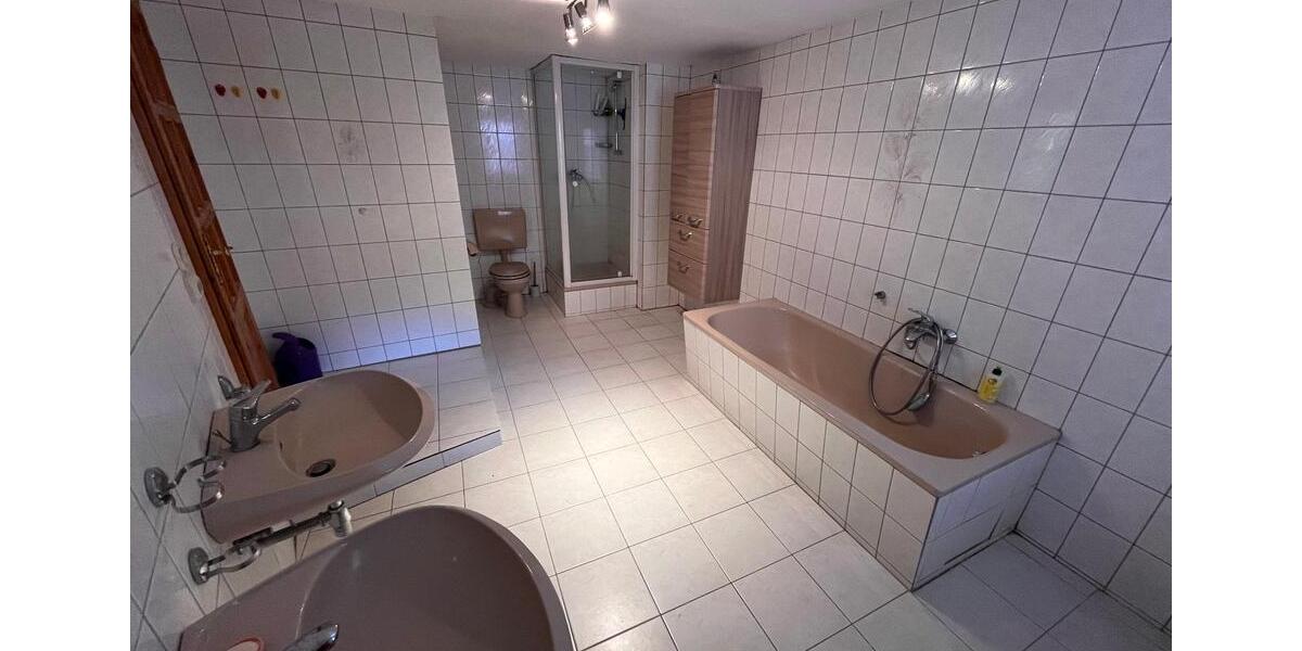Einfamilienhaus Bürgel - 4.5 Zimmer, 170 m&sup2;, 490.000&euro; | Angebot:27415853