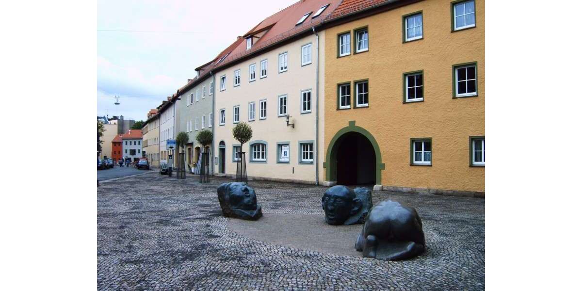 Etagenwohnung Weimar - 3 Zimmer, 88 m&sup2;, 685&euro; | Angebot:27470515