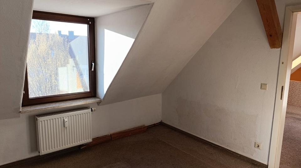 Etagenwohnung Naumburg (Saale) - 4 Zimmer, 67 m&sup2;, 105.000&euro; | Angebot:26975204