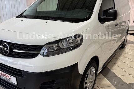 Opel Vivaro 33.183 km 18.680 &euro; Pößneck 07381