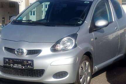 Toyota Aygo 166.689 km 2.100 &euro; Naumburg (Saale), Stadt 06618