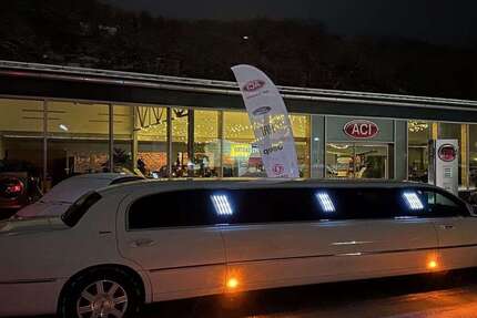 Lincoln Town Car 160.500 km 29.990 &euro; Rudolstadt 07407
