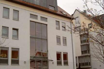 Wohnung Weimar Ehringsdorf - 2 Zimmer, 77 m&sup2;, 880&euro; | Angebot:27477953