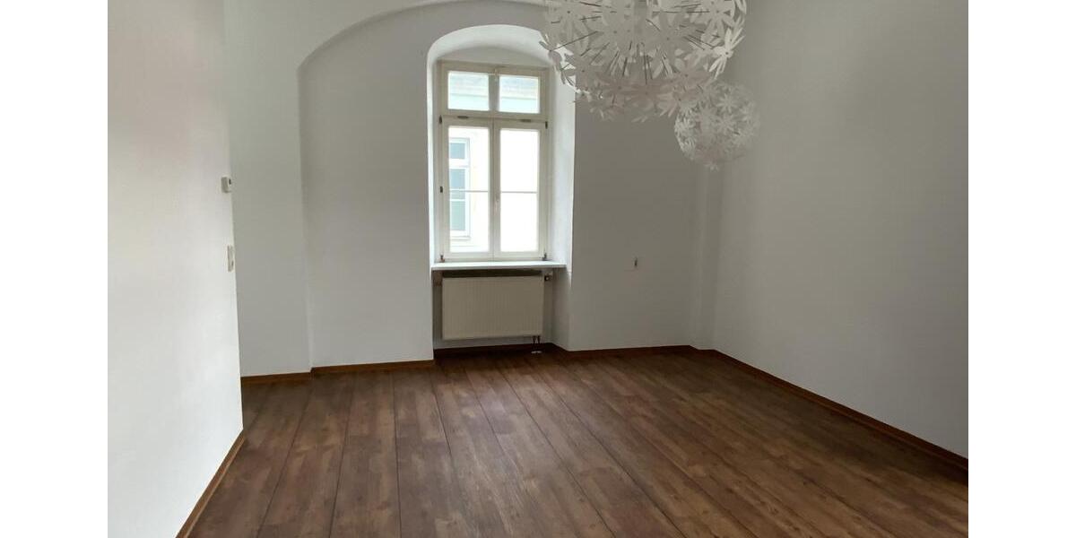 Maisonettenwohnung Neustadt an der Orla - 2 Zimmer, 76 m&sup2;, 417&euro; | Angebot:26552383