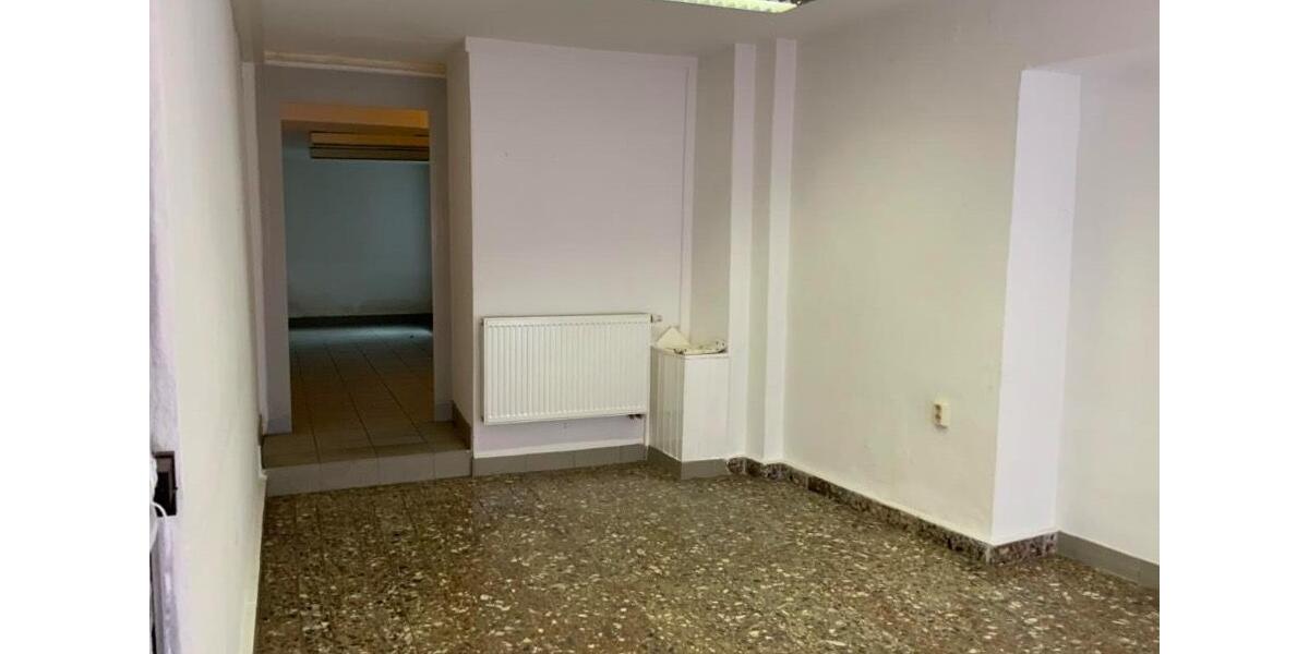 Reihenhaus Pößneck - 9 Zimmer, 170 m&sup2;, 75.000&euro; | Angebot:22459623