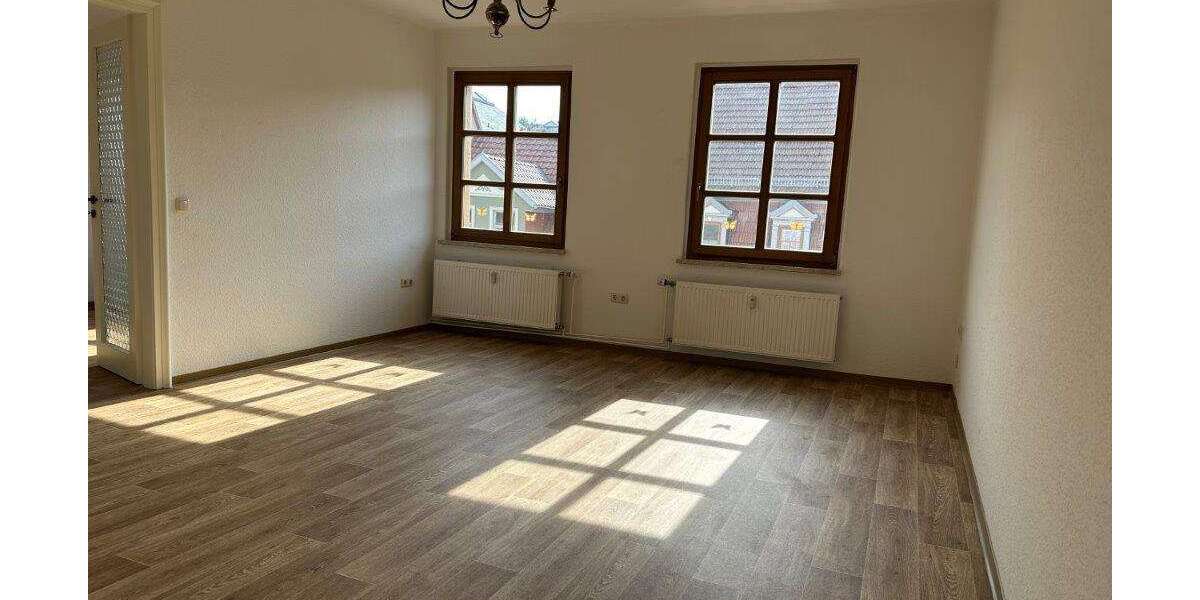Kapitalanlage : Wohn- und Geschäftshaus mit 3 Wohneinheiten und 1 Gewerbeeinheit in 